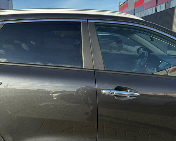 Серый Киа Niro, объемом двигателя 0 л и пробегом 86 тыс. км за 23400 $, фото 62 на Automoto.ua