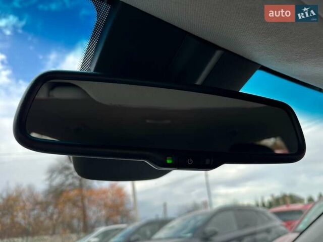 Сірий Кіа Niro, об'ємом двигуна 0 л та пробігом 100 тис. км за 21900 $, фото 54 на Automoto.ua