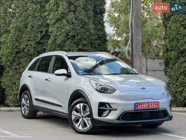 Сірий Кіа Niro, об'ємом двигуна 0 л та пробігом 141 тис. км за 17799 $, фото 1 на Automoto.ua