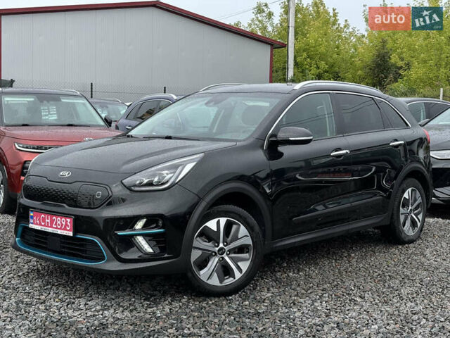 Серый Киа Niro, объемом двигателя 0 л и пробегом 88 тыс. км за 21800 $, фото 4 на Automoto.ua