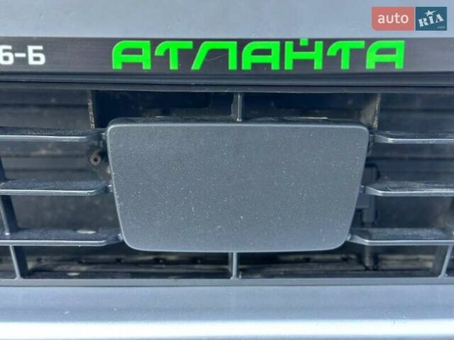 Серый Киа Niro, объемом двигателя 1.6 л и пробегом 57 тыс. км за 24900 $, фото 13 на Automoto.ua