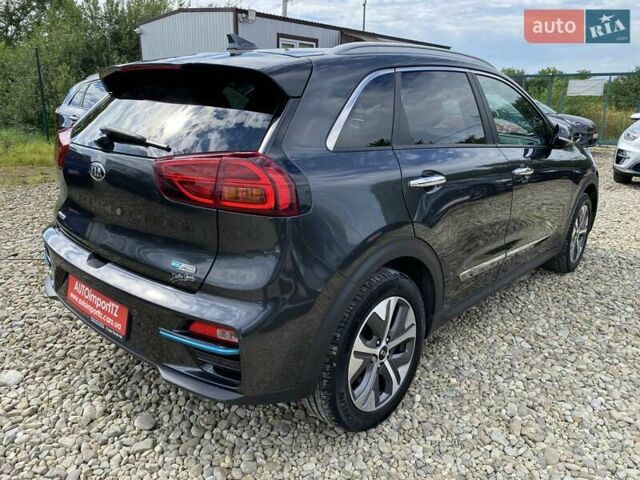 Серый Киа Niro, объемом двигателя 0 л и пробегом 66 тыс. км за 24200 $, фото 14 на Automoto.ua
