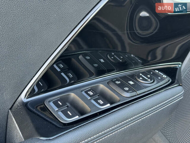 Серый Киа Niro, объемом двигателя 0 л и пробегом 139 тыс. км за 17999 $, фото 27 на Automoto.ua