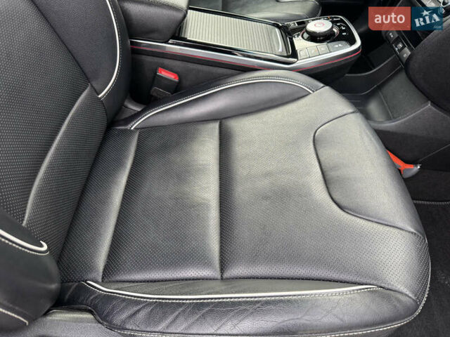 Серый Киа Niro, объемом двигателя 0 л и пробегом 147 тыс. км за 18450 $, фото 58 на Automoto.ua