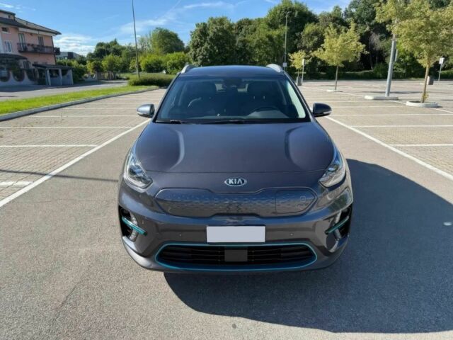 Серый Киа Niro, объемом двигателя 0 л и пробегом 31 тыс. км за 7200 $, фото 1 на Automoto.ua
