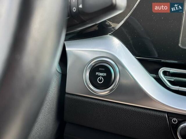 Серый Киа Niro, объемом двигателя 0 л и пробегом 62 тыс. км за 22450 $, фото 27 на Automoto.ua