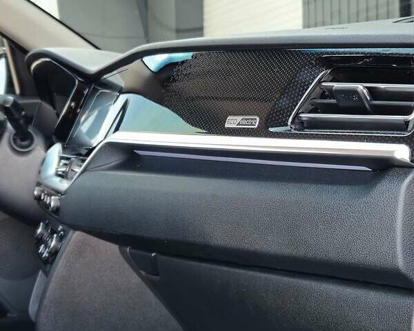 Серый Киа Niro, объемом двигателя 0 л и пробегом 32 тыс. км за 23500 $, фото 41 на Automoto.ua