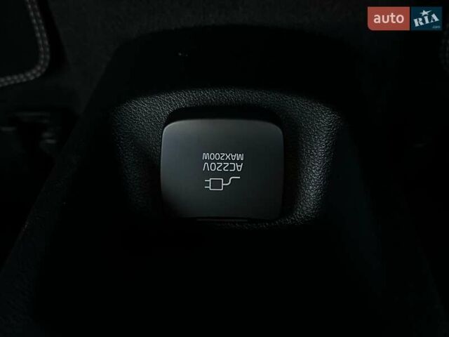 Серый Киа Niro, объемом двигателя 0 л и пробегом 54 тыс. км за 23900 $, фото 13 на Automoto.ua