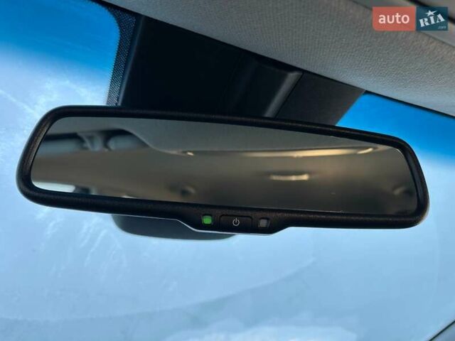 Серый Киа Niro, объемом двигателя 0 л и пробегом 54 тыс. км за 23900 $, фото 10 на Automoto.ua