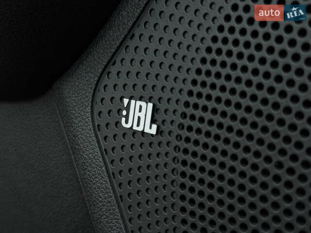 Серый Киа Niro, объемом двигателя 0 л и пробегом 82 тыс. км за 22900 $, фото 34 на Automoto.ua