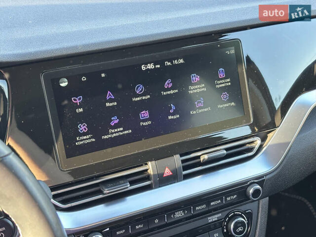 Киа Niro 2021 в Львове на Automoto.ua Серый Киа Niro, объемом двигателя 0 л и пробегом 55 тыс. км за 22400 $, фото 16 на Automoto.ua