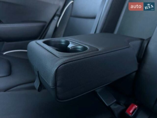 Сірий Кіа Niro, об'ємом двигуна 0 л та пробігом 100 тис. км за 21900 $, фото 73 на Automoto.ua