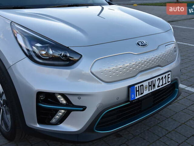 Серый Киа Niro, объемом двигателя 0 л и пробегом 23 тыс. км за 24590 $, фото 10 на Automoto.ua