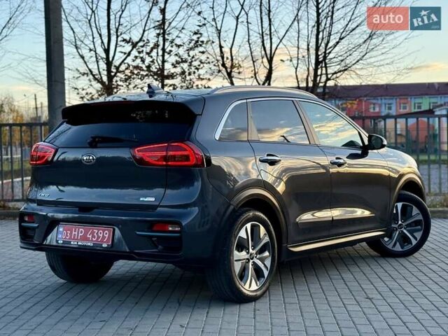 Киа Niro 2021 в Бердичеве на Automoto.ua Серый Киа Niro, объемом двигателя 0 л и пробегом 82 тыс. км за 19250 $, фото 17 на Automoto.ua