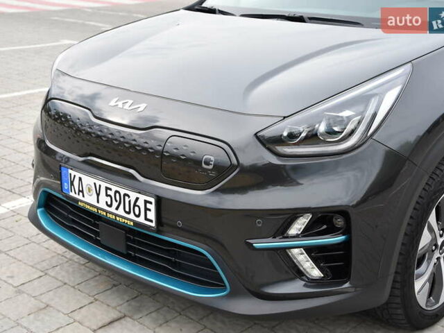 Серый Киа Niro, объемом двигателя 0 л и пробегом 34 тыс. км за 23999 $, фото 9 на Automoto.ua
