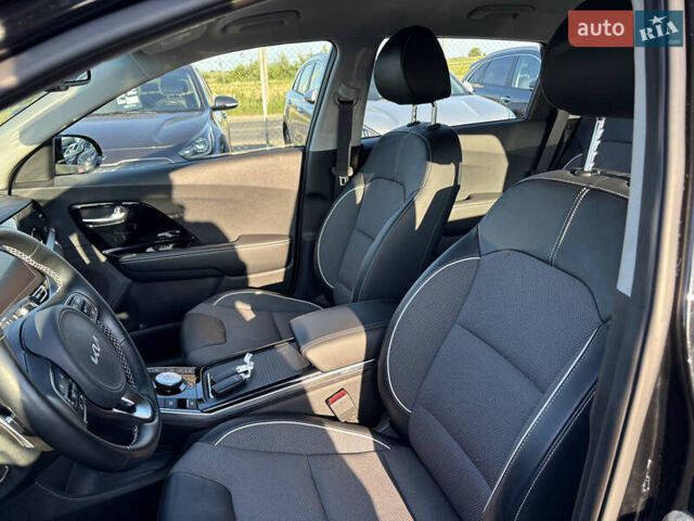 Киа Niro 2021 в Львове на Automoto.ua Серый Киа Niro, объемом двигателя 0 л и пробегом 55 тыс. км за 22400 $, фото 20 на Automoto.ua