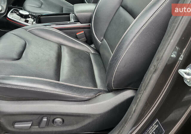 Сірий Кіа Niro, об'ємом двигуна 0 л та пробігом 106 тис. км за 20950 $, фото 10 на Automoto.ua