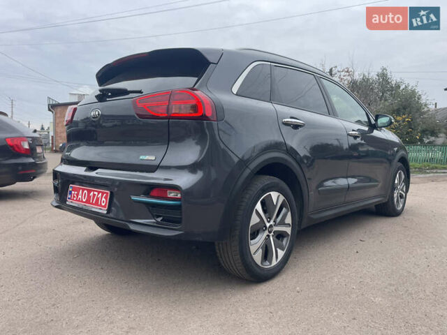 Киа Niro 2021 в Бахмаче на Automoto.ua Серый Киа Niro, объемом двигателя 0 л и пробегом 139 тыс. км за 17900 $, фото 6 на Automoto.ua