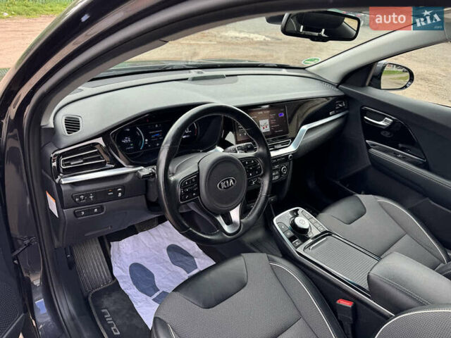 Киа Niro 2021 в Бахмаче на Automoto.ua Серый Киа Niro, объемом двигателя 0 л и пробегом 139 тыс. км за 17900 $, фото 20 на Automoto.ua