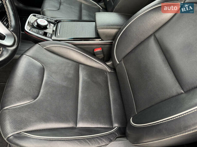 Серый Киа Niro, объемом двигателя 0 л и пробегом 147 тыс. км за 18450 $, фото 44 на Automoto.ua