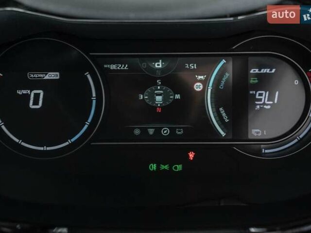 Сірий Кіа Niro, об'ємом двигуна 0 л та пробігом 77 тис. км за 14950 $, фото 10 на Automoto.ua