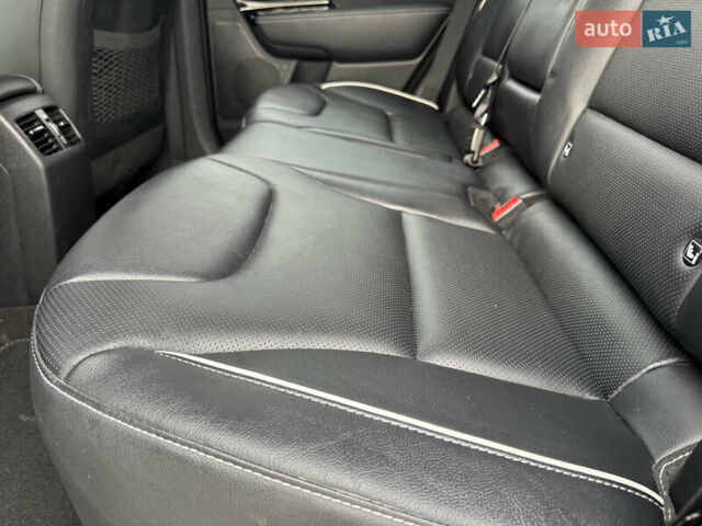 Серый Киа Niro, объемом двигателя 0 л и пробегом 147 тыс. км за 18450 $, фото 49 на Automoto.ua