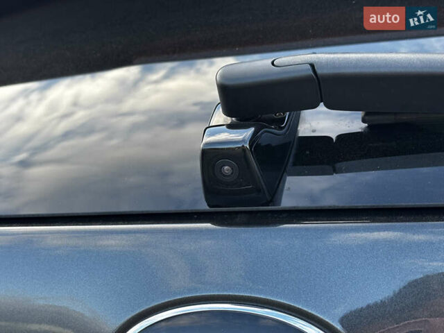 Сірий Кіа Niro, об'ємом двигуна 0 л та пробігом 50 тис. км за 19999 $, фото 28 на Automoto.ua