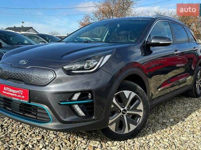 Сірий Кіа Niro, об'ємом двигуна 0 л та пробігом 100 тис. км за 21900 $, фото 17 на Automoto.ua