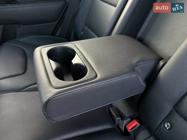 Сірий Кіа Niro, об'ємом двигуна 0 л та пробігом 97 тис. км за 22900 $, фото 83 на Automoto.ua