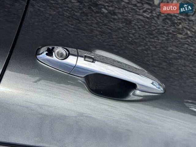 Серый Киа Niro, объемом двигателя 0 л и пробегом 67 тыс. км за 22400 $, фото 29 на Automoto.ua