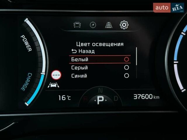 Сірий Кіа Niro, об'ємом двигуна 0 л та пробігом 37 тис. км за 24600 $, фото 53 на Automoto.ua