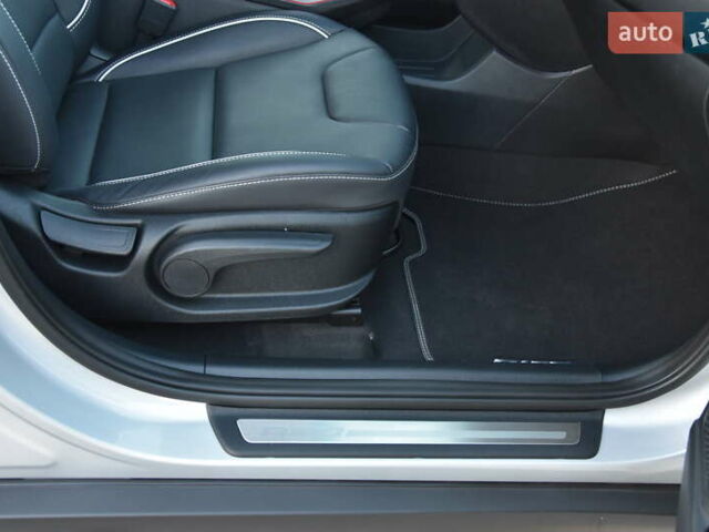 Серый Киа Niro, объемом двигателя 0 л и пробегом 23 тыс. км за 24590 $, фото 19 на Automoto.ua