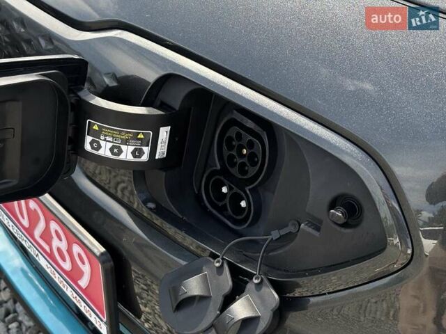 Серый Киа Niro, объемом двигателя 0 л и пробегом 62 тыс. км за 22450 $, фото 38 на Automoto.ua