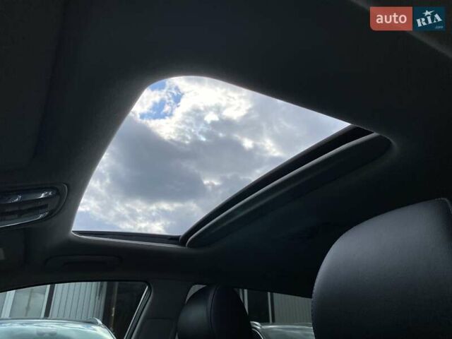 Серый Киа Niro, объемом двигателя 0 л и пробегом 67 тыс. км за 23400 $, фото 24 на Automoto.ua
