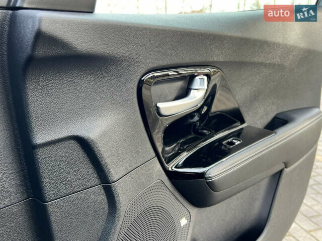 Серый Киа Niro, объемом двигателя 0 л и пробегом 49 тыс. км за 22890 $, фото 17 на Automoto.ua