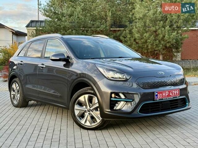Киа Niro 2021 в Бердичеве на Automoto.ua Серый Киа Niro, объемом двигателя 0 л и пробегом 82 тыс. км за 19250 $, фото 2 на Automoto.ua