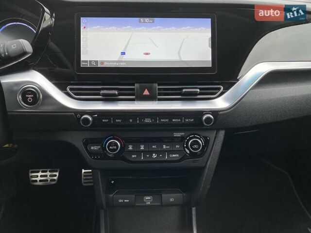Сірий Кіа Niro, об'ємом двигуна 0 л та пробігом 86 тис. км за 23400 $, фото 52 на Automoto.ua