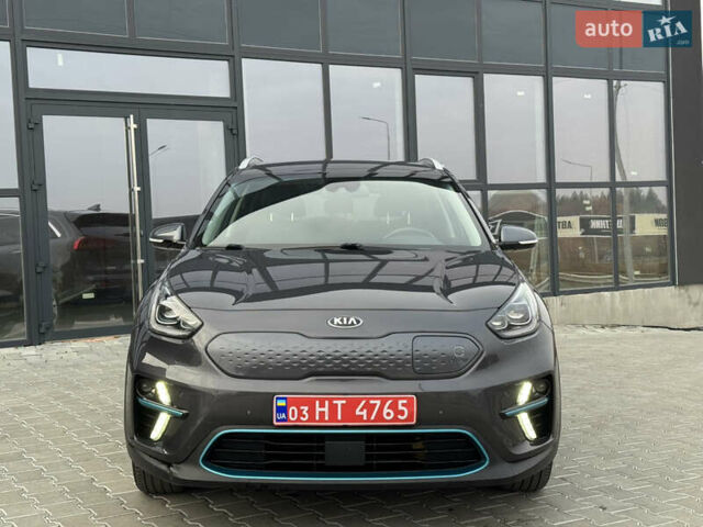 Серый Киа Niro, объемом двигателя 0 л и пробегом 147 тыс. км за 18450 $, фото 10 на Automoto.ua