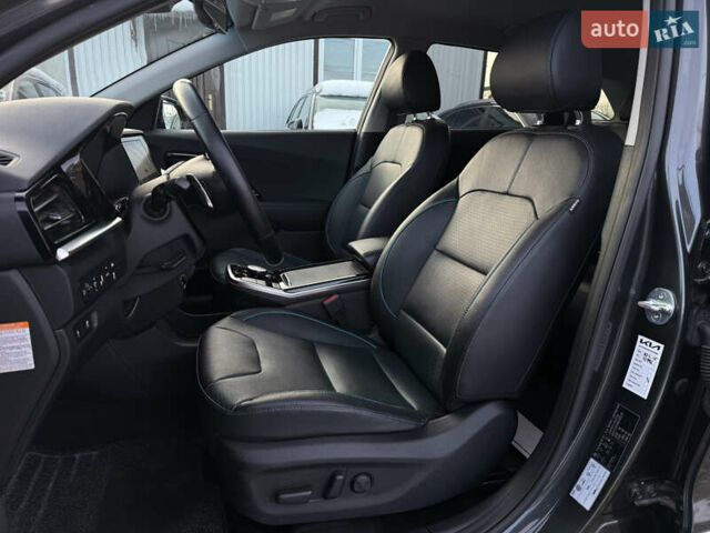 Сірий Кіа Niro, об'ємом двигуна 0 л та пробігом 97 тис. км за 22900 $, фото 35 на Automoto.ua