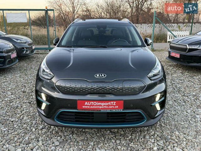 Серый Киа Niro, объемом двигателя 0 л и пробегом 82 тыс. км за 22900 $, фото 25 на Automoto.ua