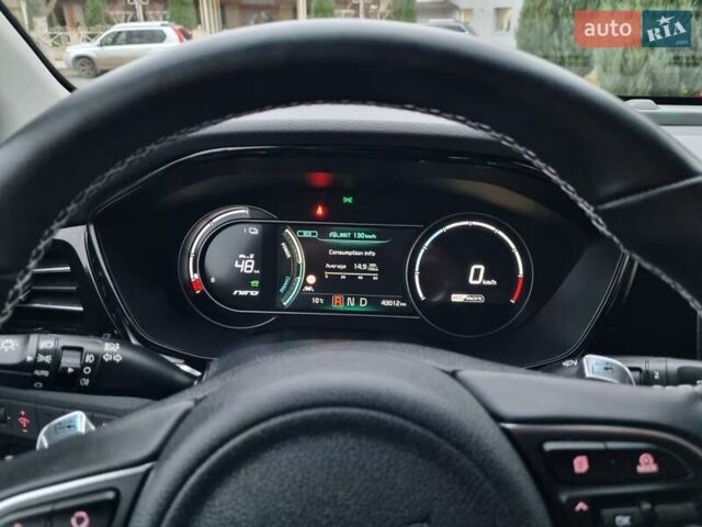 Серый Киа Niro, объемом двигателя 0 л и пробегом 42 тыс. км за 22850 $, фото 56 на Automoto.ua