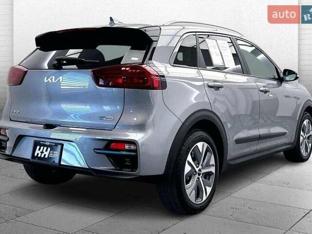 Серый Киа Niro, объемом двигателя 0 л и пробегом 28 тыс. км за 8100 $, фото 4 на Automoto.ua