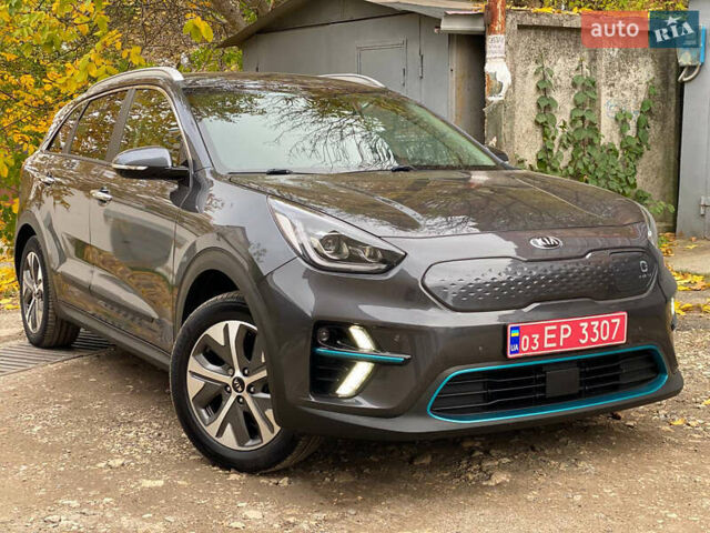Серый Киа Niro, объемом двигателя 0 л и пробегом 149 тыс. км за 18550 $, фото 6 на Automoto.ua