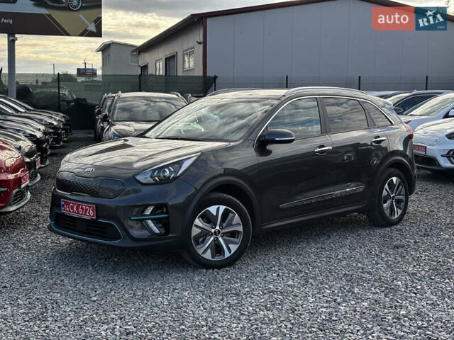 Сірий Кіа Niro, об'ємом двигуна 0 л та пробігом 50 тис. км за 19999 $, фото 2 на Automoto.ua