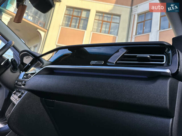 Серый Киа Niro, объемом двигателя 0 л и пробегом 38 тыс. км за 19999 $, фото 60 на Automoto.ua