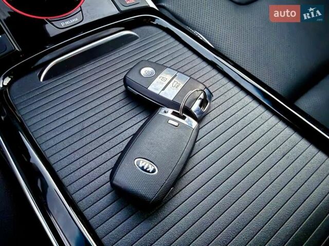 Киа Niro 2021 в Бердичеве на Automoto.ua Серый Киа Niro, объемом двигателя 0 л и пробегом 70 тыс. км за 21350 $, фото 62 на Automoto.ua