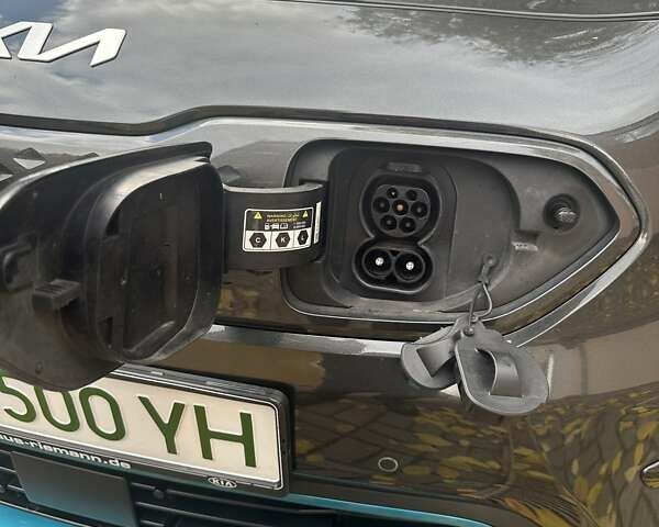 Киа Niro 2021 в Львове на Automoto.ua Серый Киа Niro, объемом двигателя 0 л и пробегом 76 тыс. км за 22700 $, фото 2 на Automoto.ua