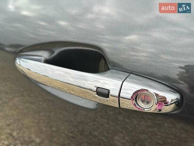 Серый Киа Niro, объемом двигателя 0 л и пробегом 62 тыс. км за 24600 $, фото 32 на Automoto.ua