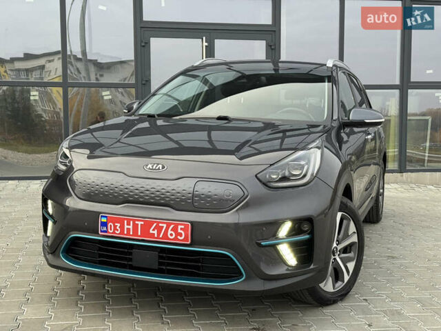 Серый Киа Niro, объемом двигателя 0 л и пробегом 147 тыс. км за 18450 $, фото 5 на Automoto.ua