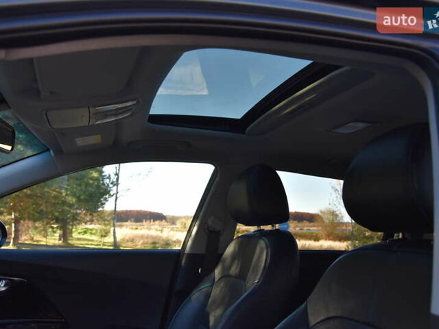 Сірий Кіа Niro, об'ємом двигуна 0 л та пробігом 99 тис. км за 22880 $, фото 25 на Automoto.ua